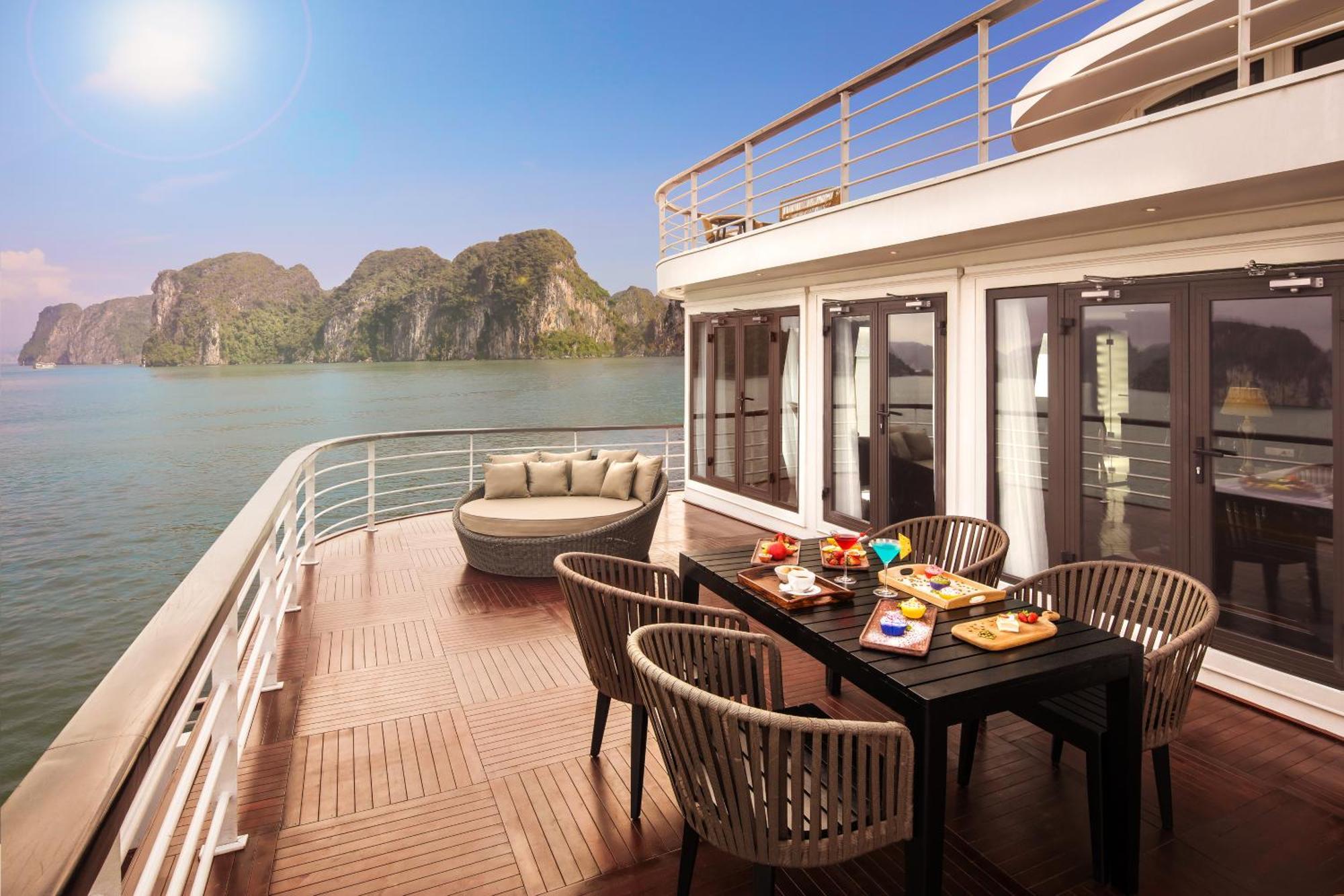 Ambassador Cruise Halong Bay Hotel Ha Long Bagian luar foto