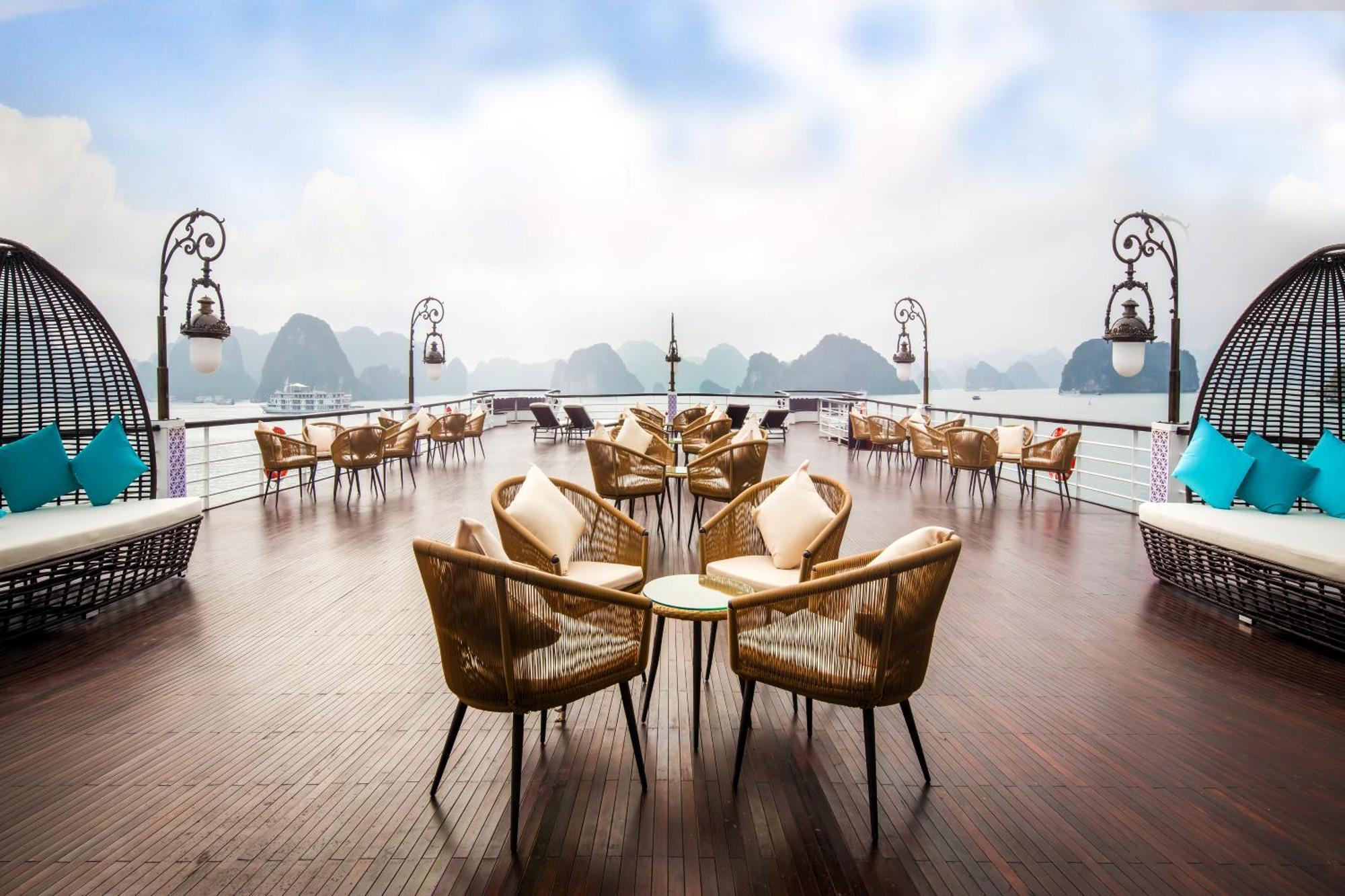 Ambassador Cruise Halong Bay Hotel Ha Long Bagian luar foto