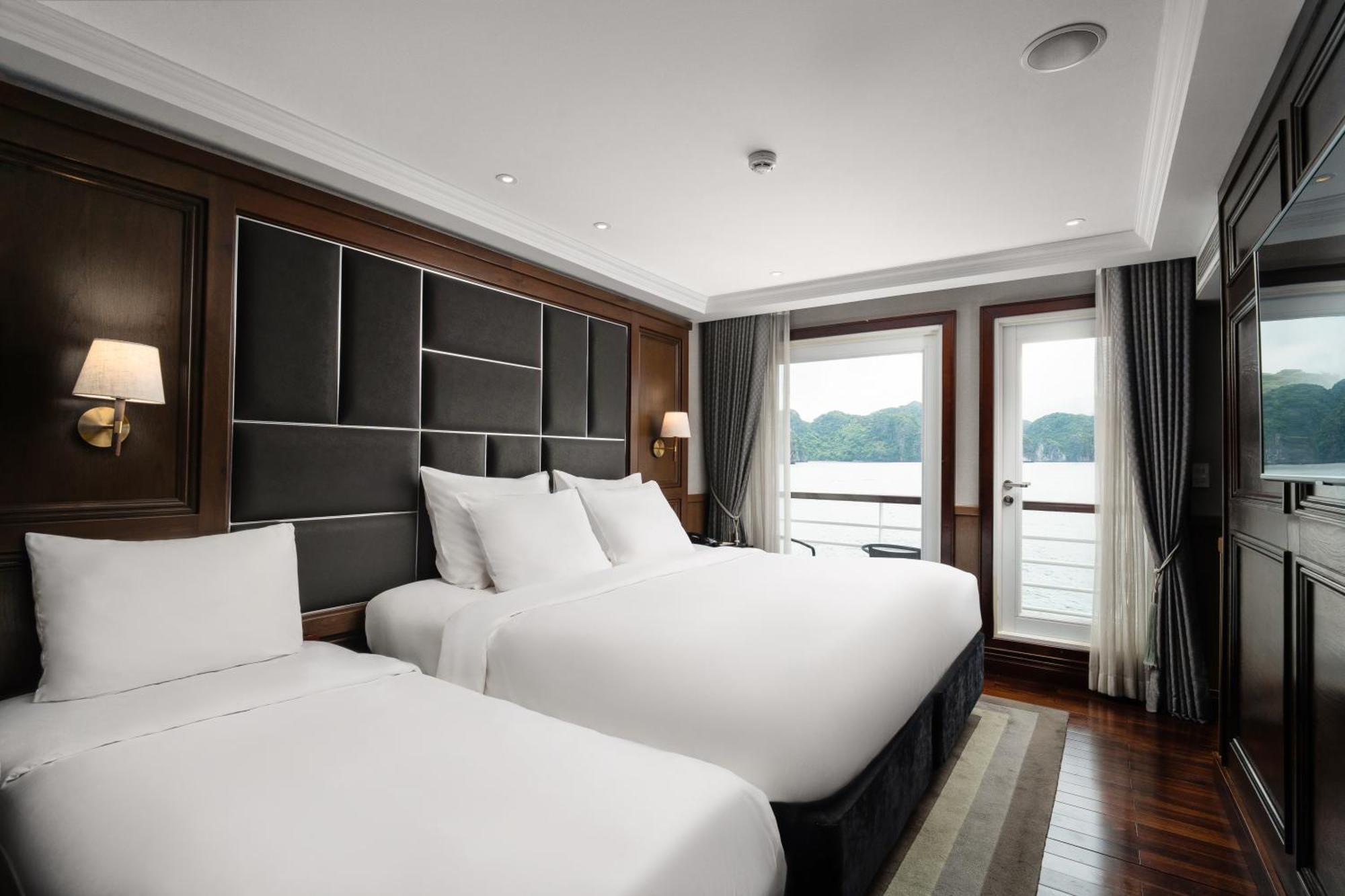 Ambassador Cruise Halong Bay Hotel Ha Long Bagian luar foto