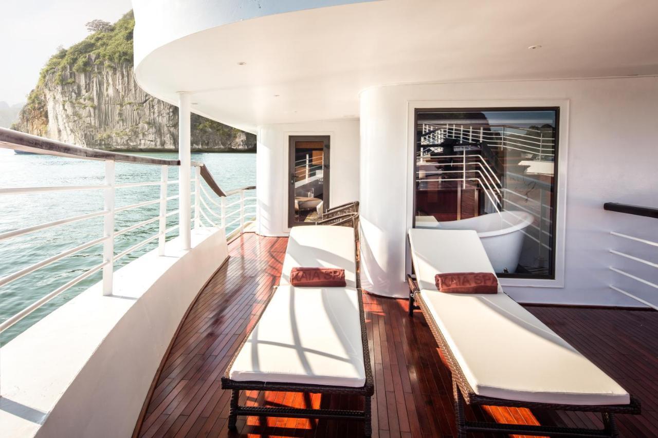 Ambassador Cruise Halong Bay Hotel Ha Long Bagian luar foto