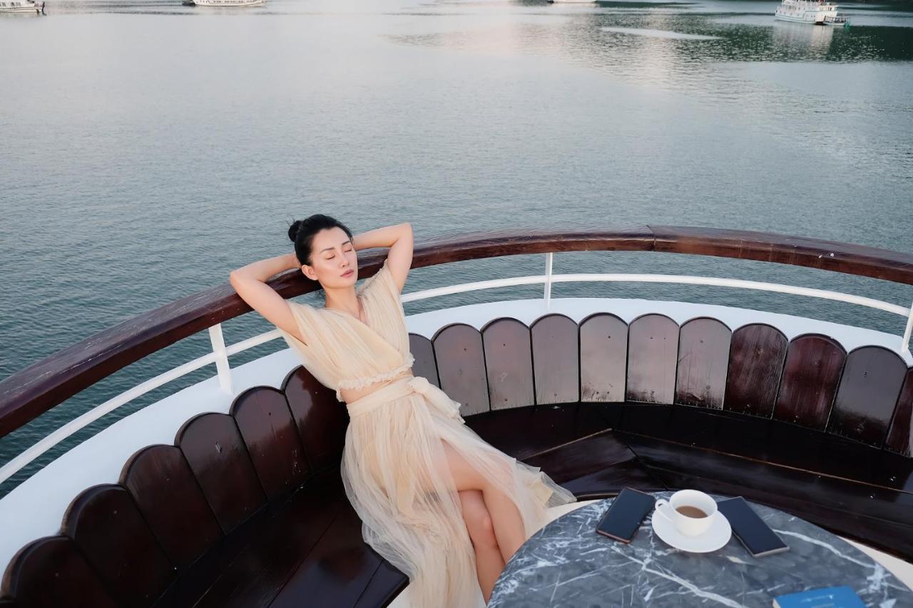 Ambassador Cruise Halong Bay Hotel Ha Long Bagian luar foto